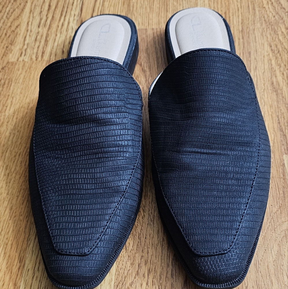 Softest Mule Chinese Laundry 7.5